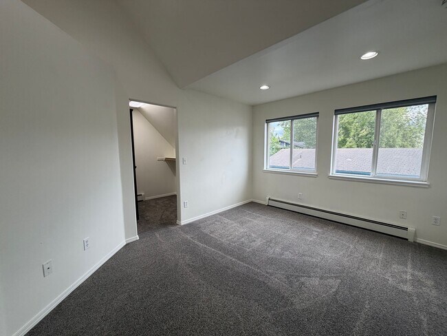 Building Photo - 2323 E 68th Ave