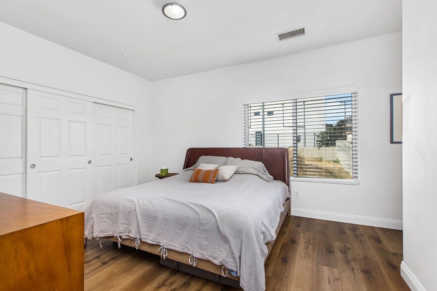 Building Photo - 2919 E St