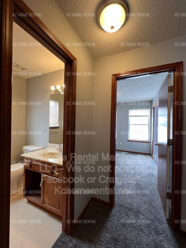 Building Photo - 8002 NW 79th Pl