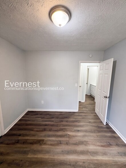 Building Photo - 8038 Flamingo Dr