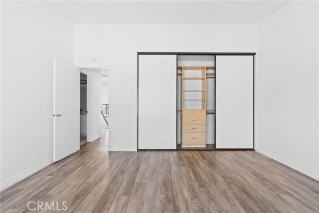 Building Photo - 9 Moon Shadow