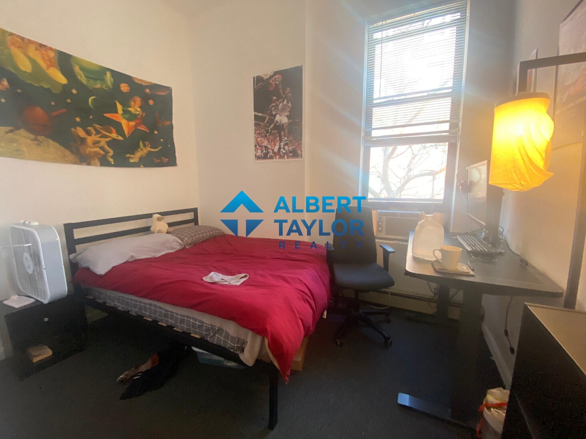 Building Photo - 176 Northampton St