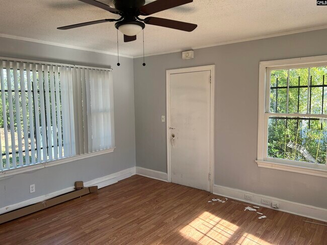 Building Photo - 804 Columbia College Dr