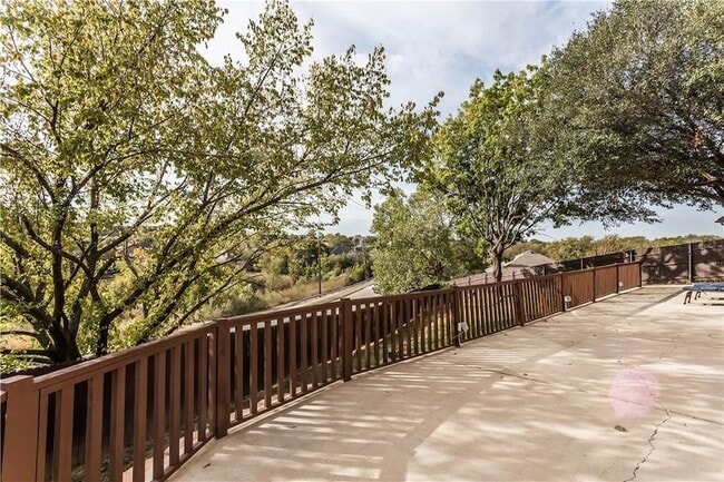 Building Photo - 6103 Crystalwood Ct
