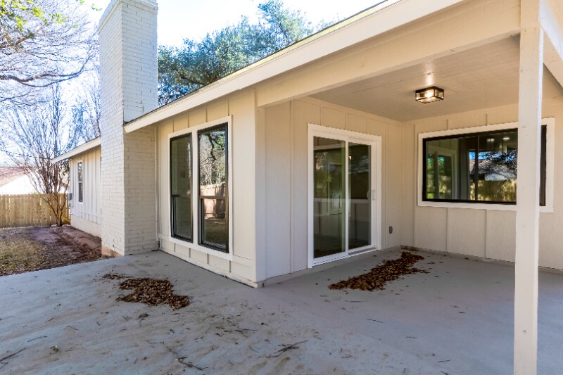 Building Photo - 4827 Gerona Dr