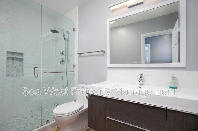 Building Photo - 7128 Almaden Ln
