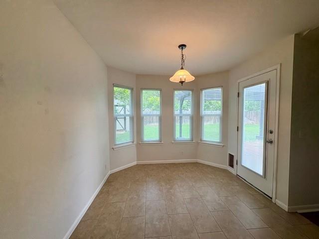 Building Photo - 603 Caballero Rd