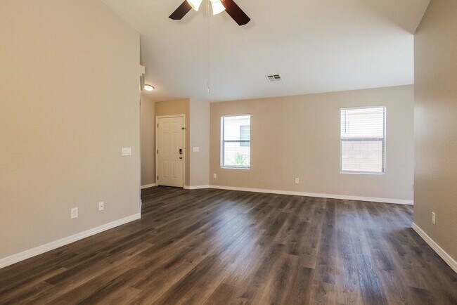 Building Photo - 23257 W Cocopah St