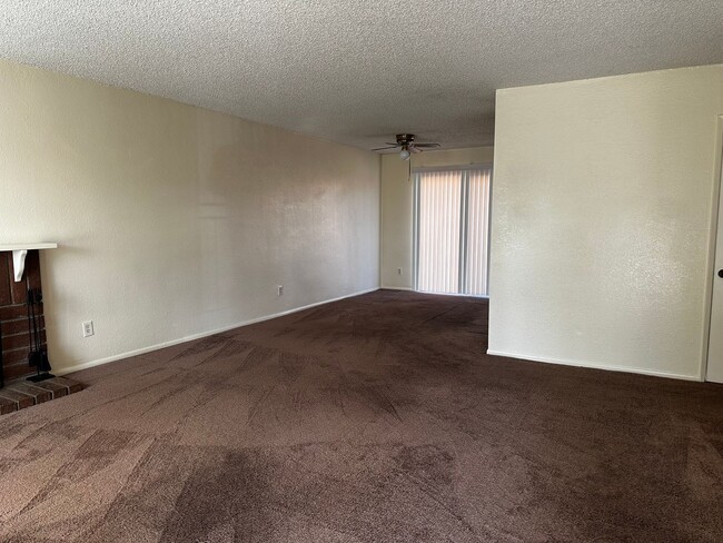 Building Photo - Turn Key 3 bed/2 bath home for Rent in Mor...