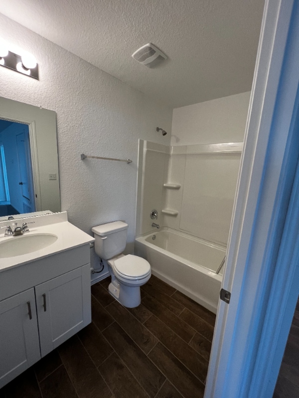 Building Photo - 456 Pickrell Lp