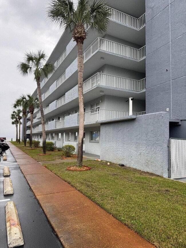 Building Photo - 3857 Indian Trail