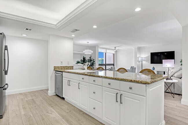 Building Photo - 2455 Lindell Blvd