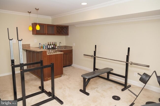 Building Photo - 500 Springvale Rd