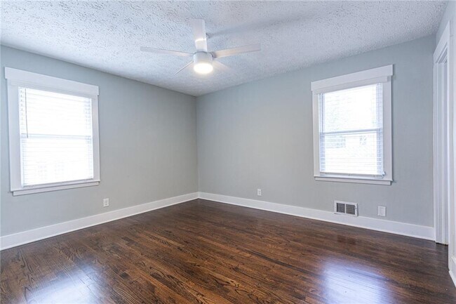 Building Photo - 2971 Stratford Arms Dr