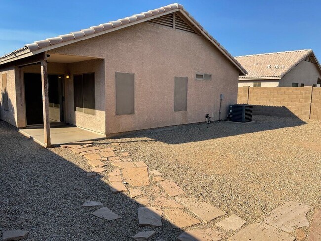 Building Photo - 13225 W Desert Ln