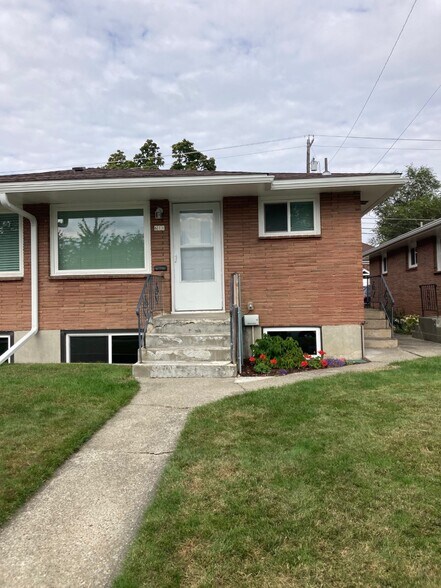 Building Photo - 609 E Euclid Ave