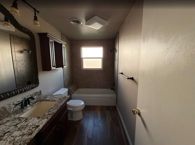 Building Photo - 4598 Brooksdale Dr