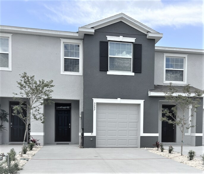 Building Photo - 5247 Dragonfly Dr