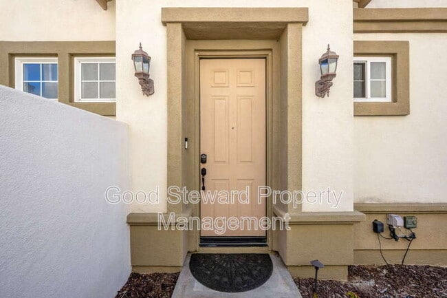 Building Photo - 1760 Taylor Ln