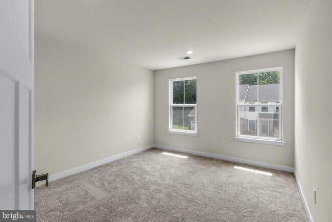 Building Photo - 1047 Watson Ct