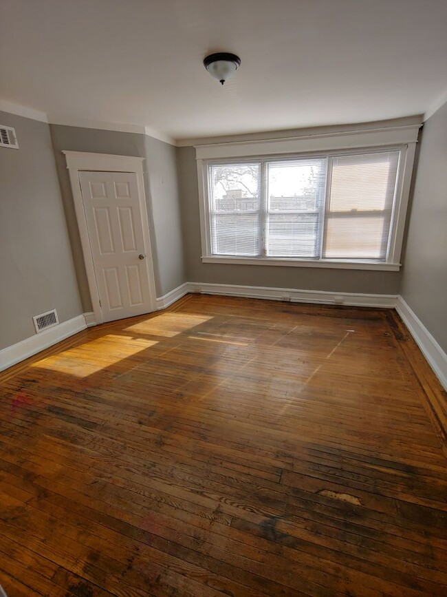 Building Photo - Prime West Philadelphia Home- Big & Ready ...