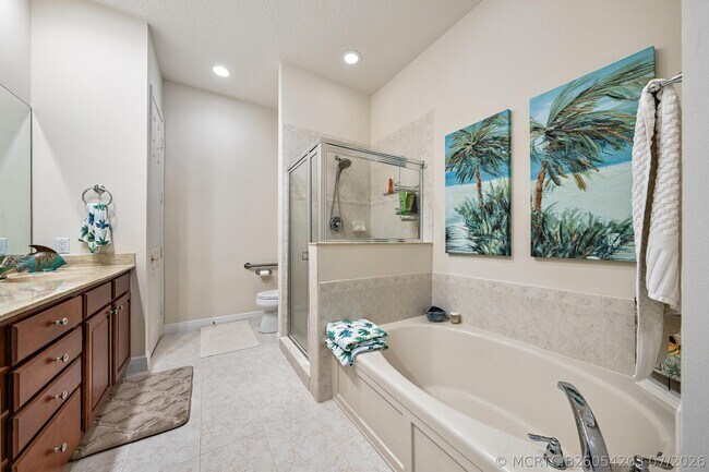 Building Photo - 12695 SE Old Cypress Dr