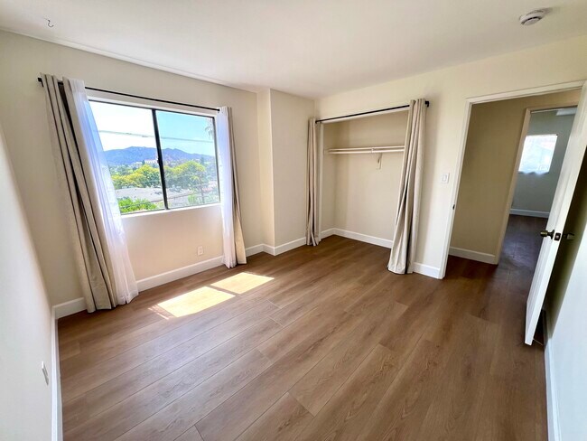 Bedroom 2, with views of Griffith Park Observatory and the Great Mausoleum - 3161 Weldon Ave