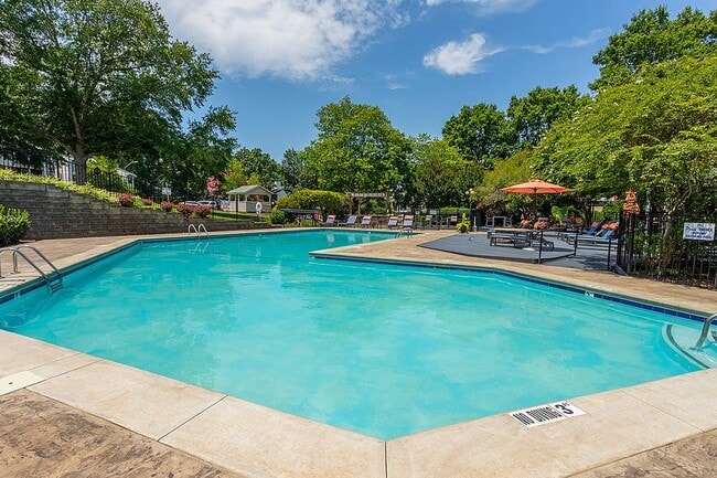 Building Photo - Autumn Ridge