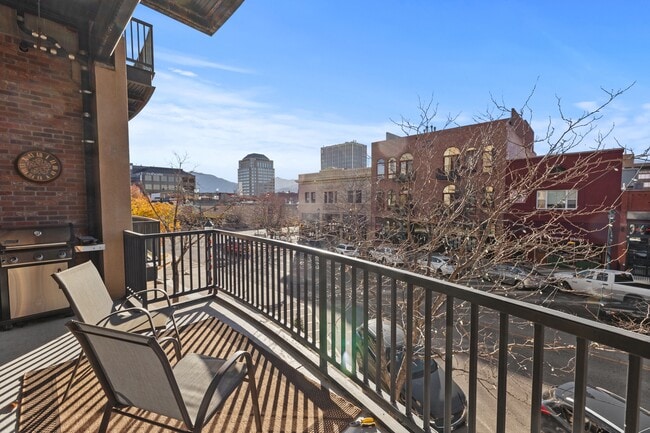 Building Photo - 101 N Tejon St