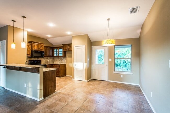 Building Photo - COMING SOON MARCH 2026!!!  NICEST IN LINDALE Single Family Home- Nearly New-Lindale ISD - 3 Bedro...