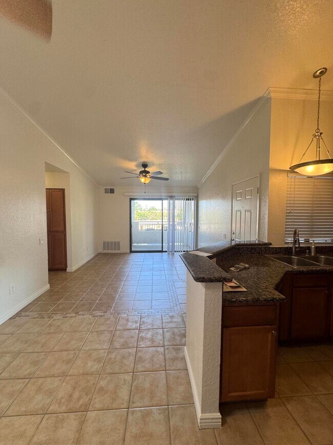 Building Photo - 78650 Ave 42