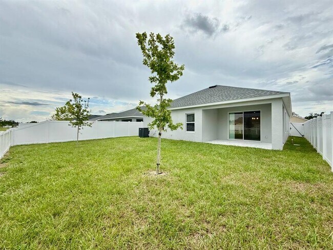 Building Photo - 35519 Bellington Blvd