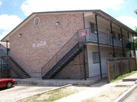 Building Photo - 8207 Sam Rayburn Dr