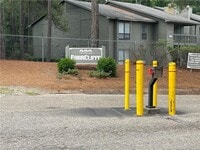 Building Photo - 1820 Tryon Dr