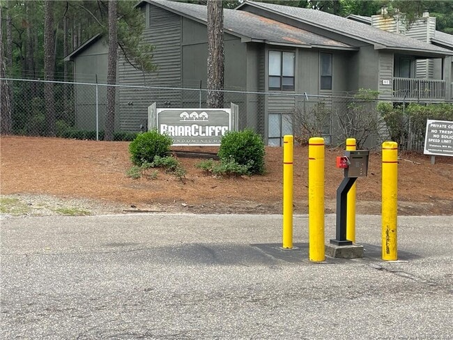Primary Photo - 1820 Tryon Dr