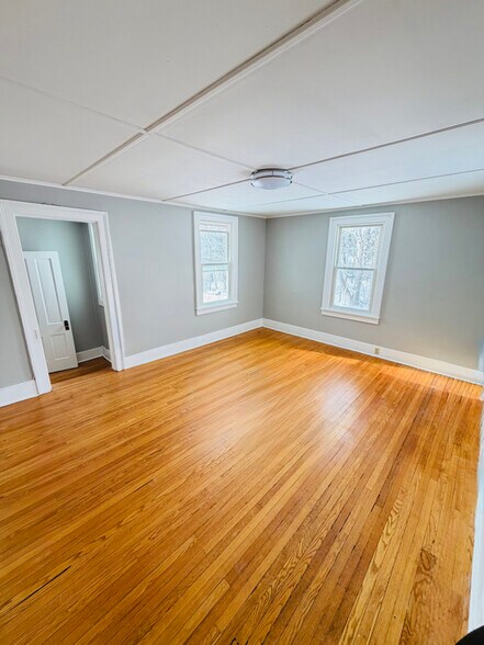 Building Photo - 18 Bona Ventura Ave