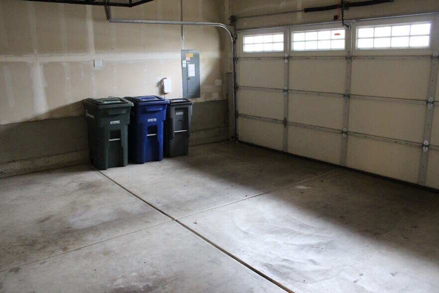 Building Photo - 17312 122nd Ave NE