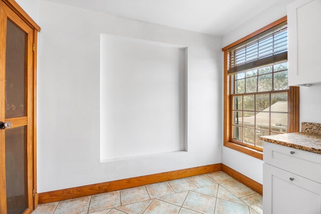 Building Photo - 235 E Huisache Ave