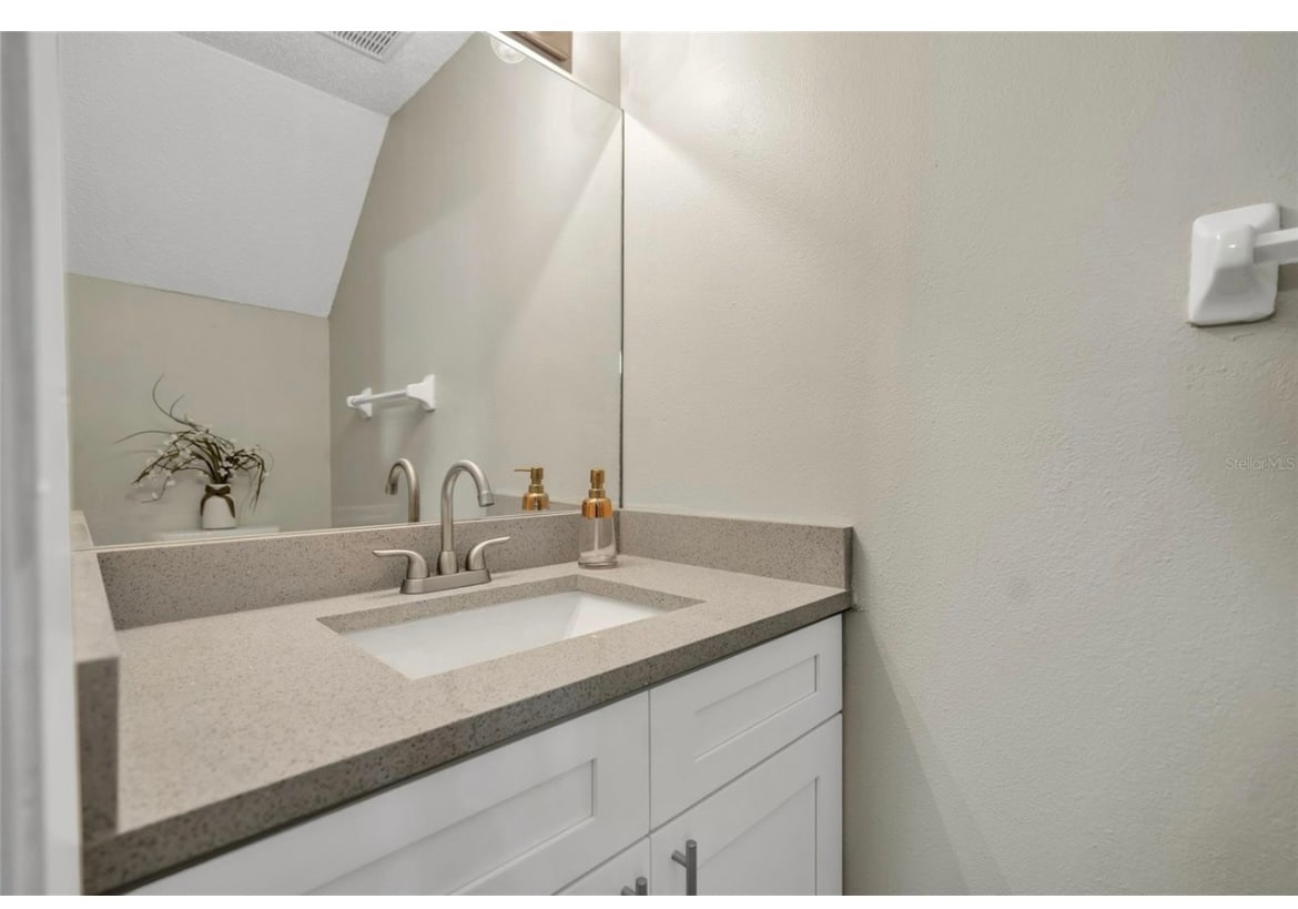 Building Photo - 3406 Arbor Oaks Ct