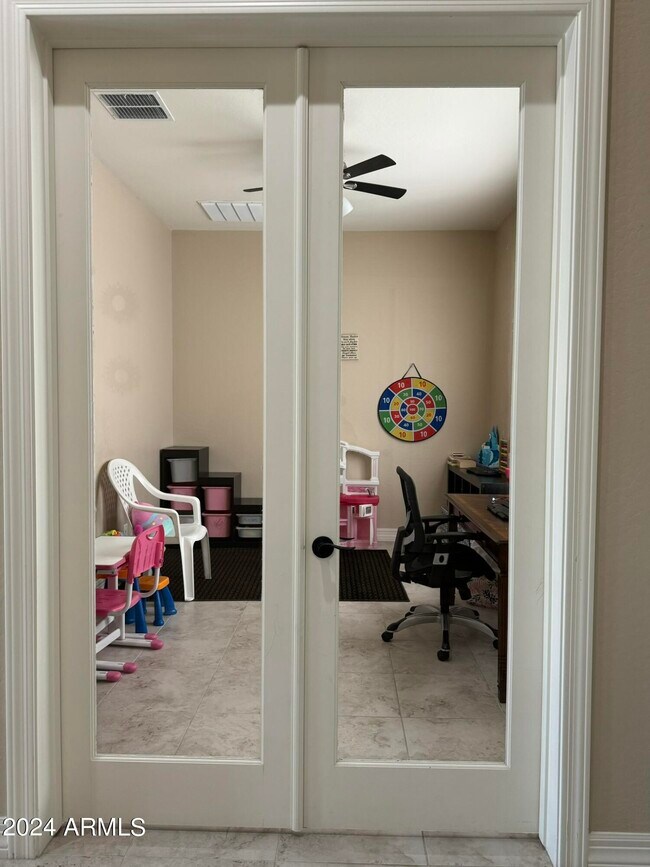 Building Photo - 3453 E Aloe Dr