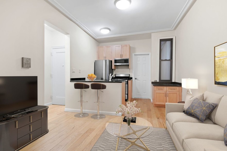 Primary Photo - 111 E 89th St