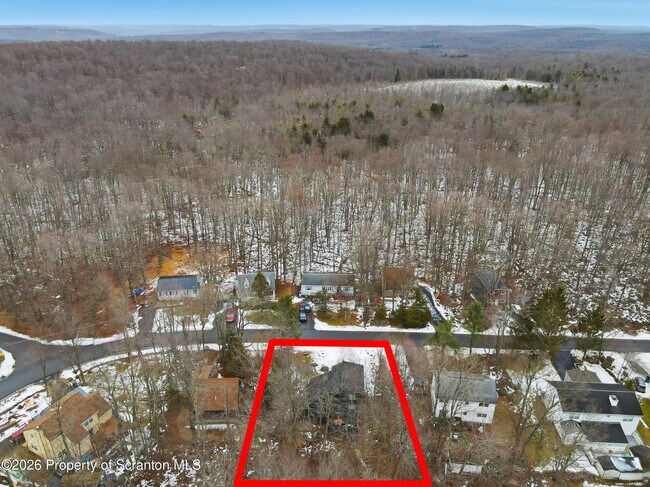 Building Photo - 1379 Winding Way