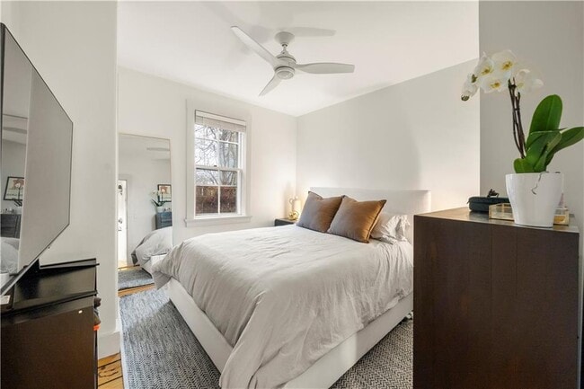 Building Photo - 33-35 Marsh St