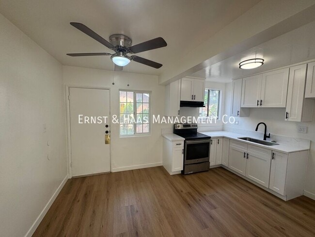 Building Photo - 778 Cherry Ave