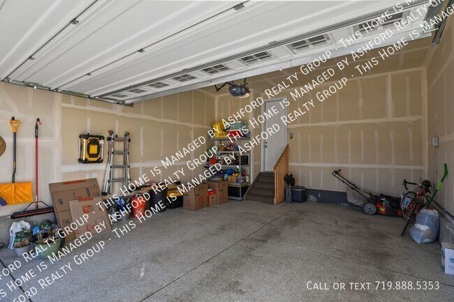 Building Photo - 6445 Bodacious Cir