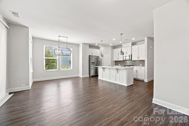 Building Photo - 1205 Kohler Ave