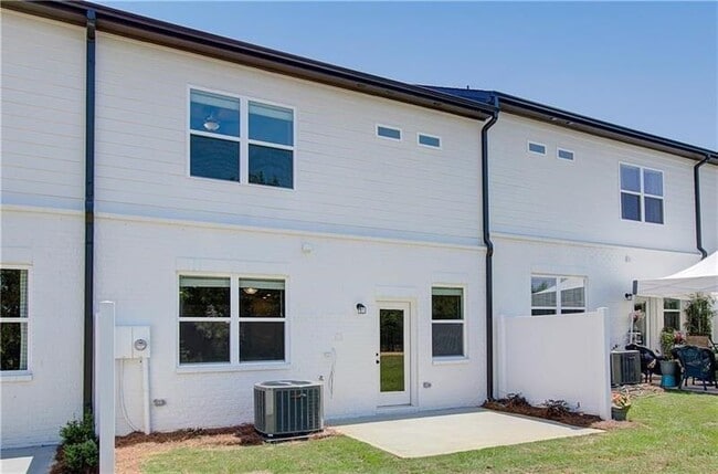 Building Photo - 4645 Cypress Landing Wy