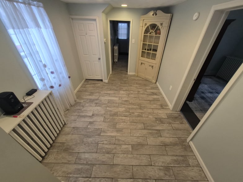 Building Photo - 2723 S 10th Ave