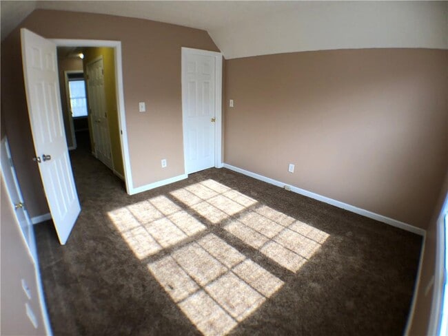 Building Photo - 3337 Baymount Way