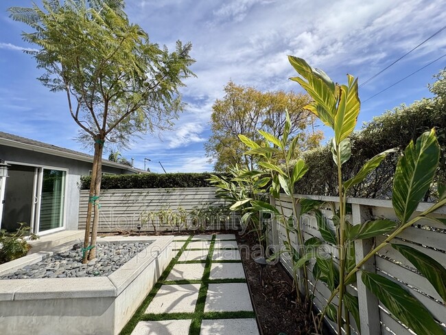 Building Photo - 2243 Garnet Ave